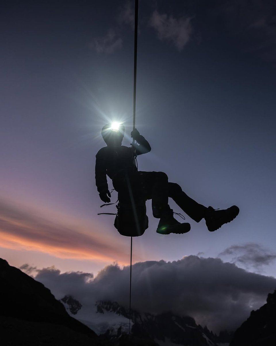 cathsimards6sh's tweet photo. I recently returned to El Chaltén, Patagonia, for my fifth visit. This time, I came with a different intention. Instead of revisiting familiar trails and iconic viewpoints, I set out to explore lesser-known routes, attempt my first summit in the rang... https://t.co/45IjB7NY4P