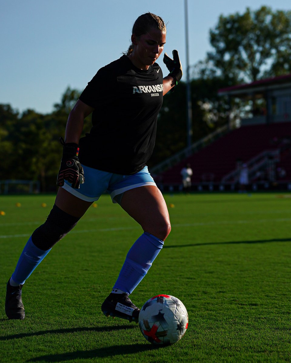 RazorbackSoccer's tweet photo. Winding down the non-con 🔜 https://t.co/bYHPLNp43p