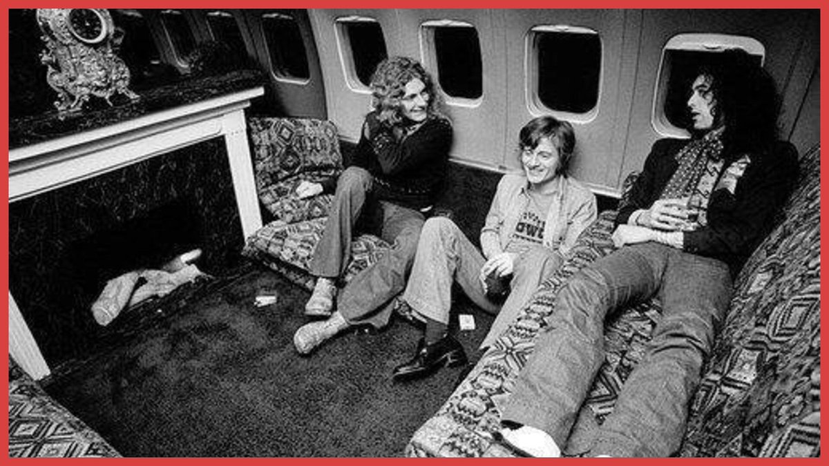 crockpics's tweet photo. Robert Plant, John Paul Jones, and Jimmy Page lounging around the electric fireplace aboard The Starship on July 24, 1973. Photographed by Bob Gruen during Led Zeppelin’s record-breaking North American tour.

✈️ 🎸 The Starship was a customized Boeing 720 equipped with deep shag carpeting, swivel chairs, a bar, and an electric fireplace built into the cabin wall. Does this symbolize peak 1970s rock-and-roll excess better than anything else from the era? ✈️ 🎸 👇️