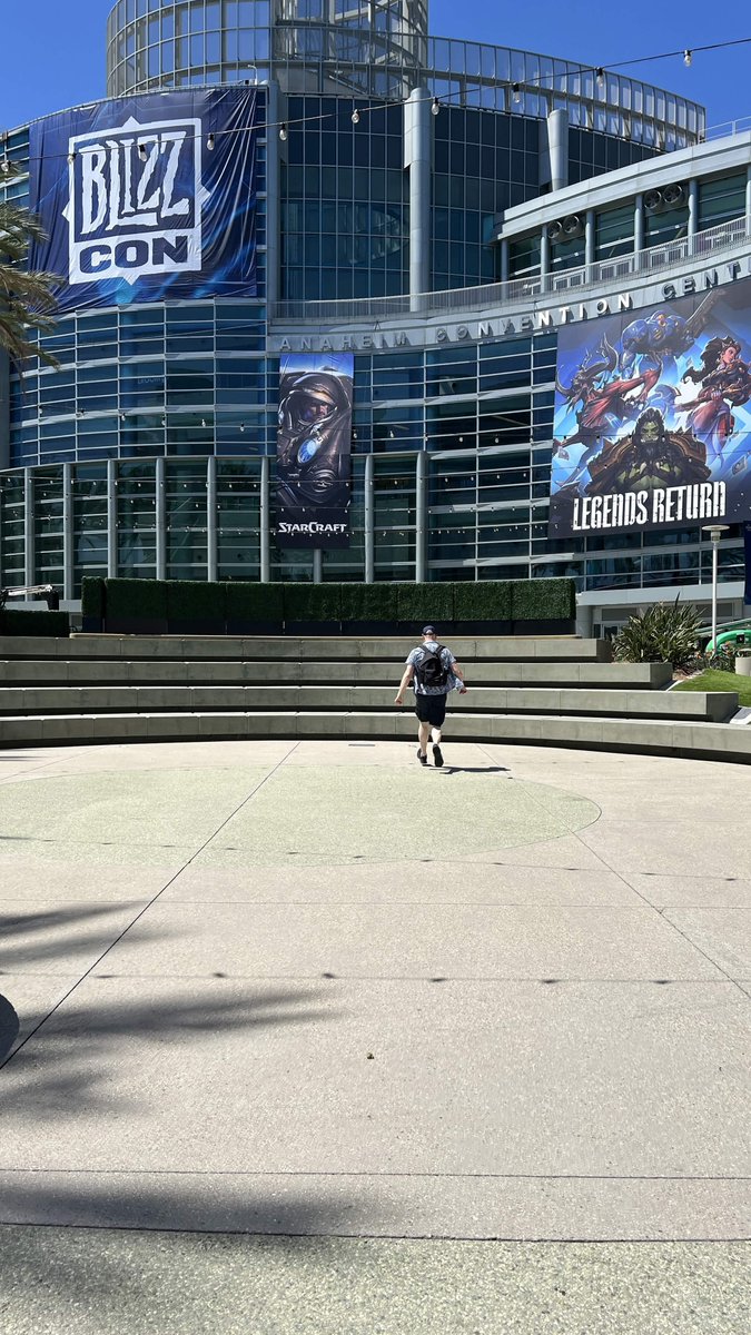 Nobbel87's tweet photo. IM READY!  #BLIZZCON2026 https://t.co/8nySz36NqB