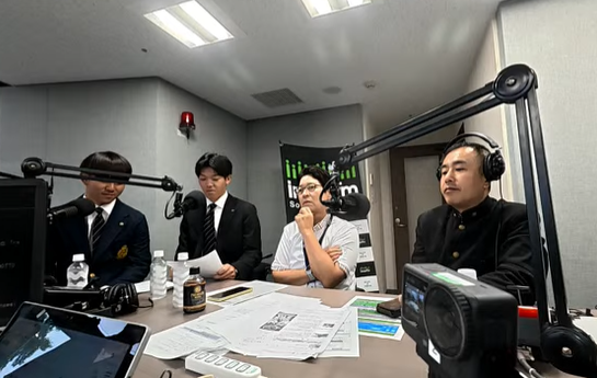 Personalchauff's tweet photo. コテコテの体育会家族みたいですね。
#golf897 https://t.co/SViWNglg7C