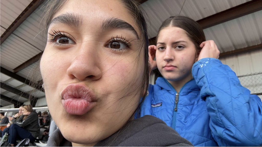 Evelynfvr's tweet photo. Today was fun 🤣 https://t.co/BzUdzfImzR