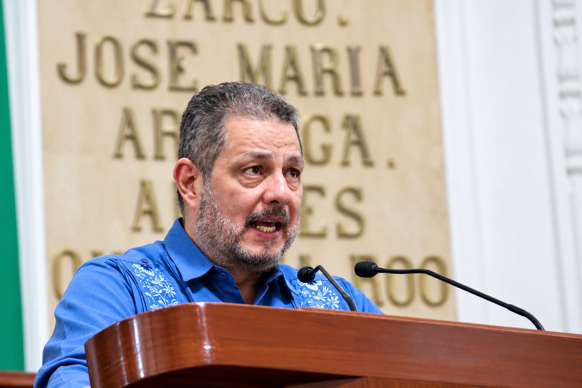 ErnestoVCPT's tweet photo. Presenté en el @Congreso_CdMex un Punto de Acuerdo para reforzar la difusión de protocolos ante emergencias en nuestros traslados. 🚇🚗⚠️

Saber cómo actuar ante un sismo, inundación o incendio puede hacer la diferencia.
Estar informados también es estar preparados. 🛡️

#PT #CongresoCDMX