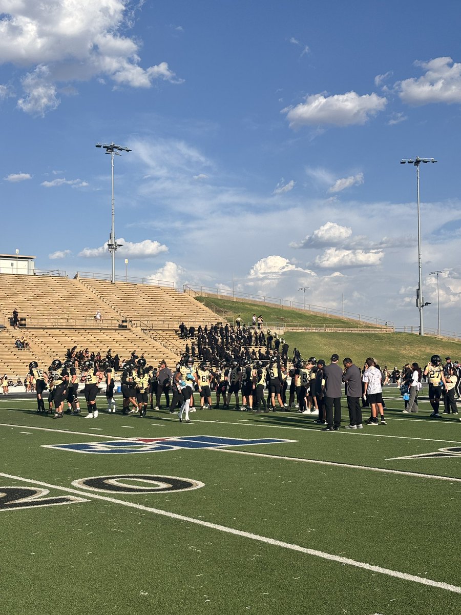 GSilva_TV's tweet photo. Made it to Andrews for our Week 2 West Texas GameTime Game of the Week between @BigSpringSteers and @AndrewsMustangs. I’ll have some updates here and on Instagram as well as highlights and analysis at 10!

@NewsWest9Sports | #TXHSFB https://t.co/QMzdkBNVdG