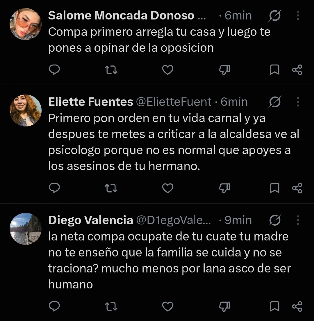 eltemagv's tweet photo. La tiktokera @AlessandraRdlv usa la "estrategia Cerimedo" (pagando bots para subir sus números en redes) 👇🏻

1. Respondí a uno de sus posts
2. Inmediatamente muchas cuentas me respondieron con los mismos ataques y lenguaje
3. Todos perfiles con menos de 20 seguidores y su última publicación en 2013

La alcaldesa de la Cuauhtémoc es parte del grupo pagado por Salinas Pliego para introducir el "fascismo buenaondita" a México ⚠️