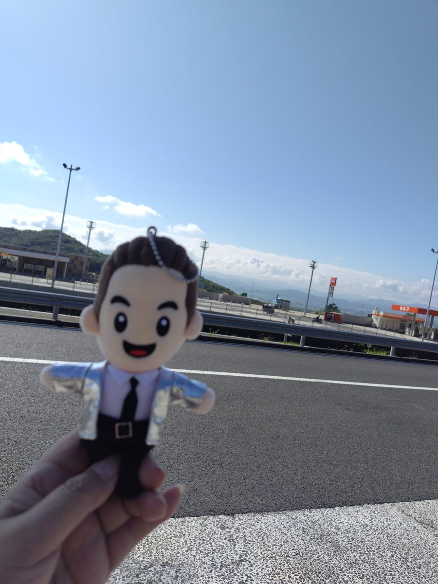 masaina1717's tweet photo. 9月6日トーサイクラシックホール岩手で開催されるトシちゃんLiveのため今日から盛岡へ向かってます🚘️
朝5時に出発して福島に入ったら☀てきました。盛岡まであと3時間 息子くんに運転頑張って貰います👍
#田原俊彦#トシちゃん
#トーサイクラシックホール岩手 https://t.co/xtJyEhYuOo