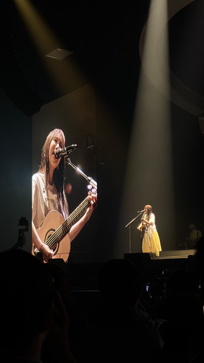 plsnc_75762's tweet photo. ネタバレ解禁になったらと思ってて今に至るLaughツアー（（（遅）））  #幾田りら https://t.co/Frt5f3N07u