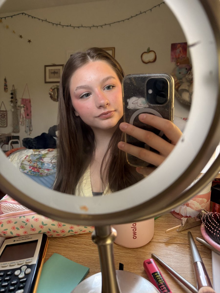 fawnfrmtumblr's tweet photo. Hi!
♓️ 09
      🎧- T.S., O.R., S.C., Phoebe Bridgers, Noah Kahan
      📚- Fantasy, Romance, medical non-fiction, AO3
     🩺- Senior, 2nd Semester nursing school (LPN), pre-med
     🐈‍⬛- Crochet, yoga, running, studying

Looking for active #moots 

#studytwt #smoshtwt #lifetwt https://t.co/5Aj9hhS10W