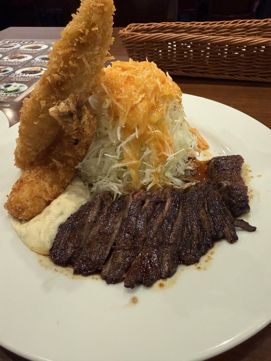mtyamato's tweet photo. 9月5日(土)
さよなら👋夏
いらっしゃい秋🍂
もうクソ暑いのは勘弁してください
#去りゆく夏
#秋が来た https://t.co/A69GCJfFHl
