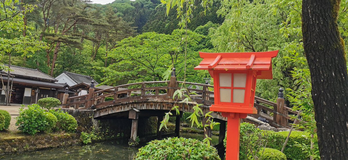 costabistaff's tweet photo. 🏯✨こす旅 in 日光江戸村✨🏯

江戸の町並みを舞台に、コスプレ撮影しませんか？📸
歴史情緒あふれる日光江戸村で、いつもとは一味違うコスプレ体験を楽しみましょう！

📅 開催日
2026年10月24日(土)・25日(日)

⏰ 開催時間
9:30〜16:30
※更衣室完全撤収 17:15

💰 参加料金
事前振込：1人 6,200円
当日払い：1人 6,700円
※入村料込み

👘 コスプレ好きさん、撮影したい方大歓迎！
江戸の世界に飛び込んで、思い出に残る一日を楽しみましょう✨

📌 参加申込・詳細はホームページをご確認ください！
https://t.co/fbkw1z6cca

#こす旅
#EDOCOS