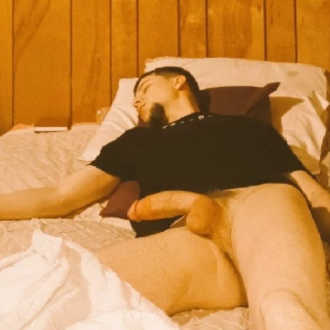 LunaT2008's tweet photo. Got him hard in his sleep 🥹😈 https://t.co/d3dI924zUO