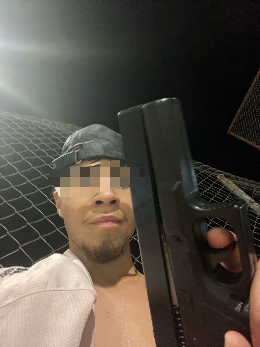 tcx_BRAYAN's tweet photo. 🚔🔪 https://t.co/9pTrTqV3UL