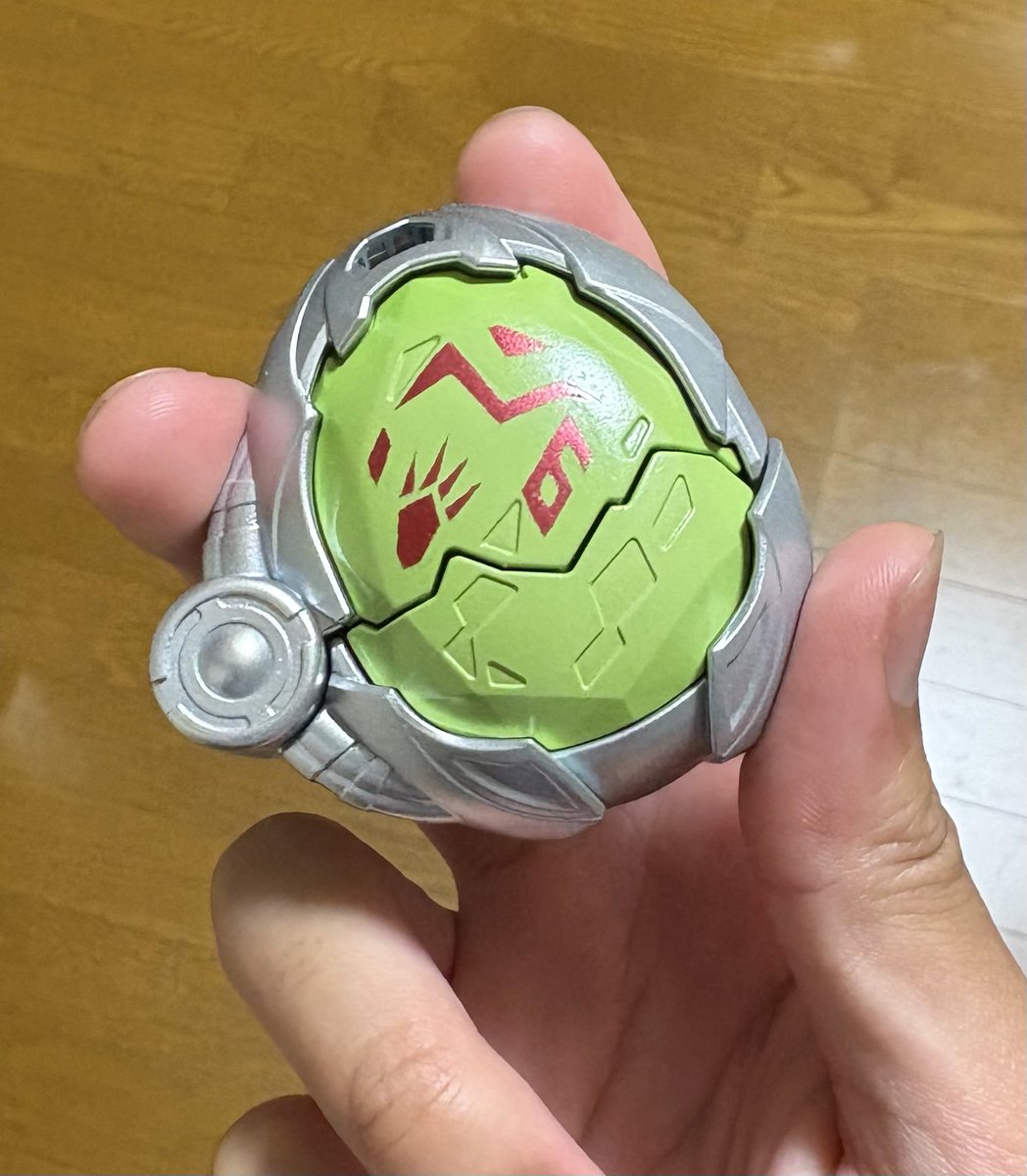 supertrush2525's tweet photo. ライドエグズ6 塗装

#変身アイテム改造部
#仮面ライダーマイス https://t.co/adQuMANPt9