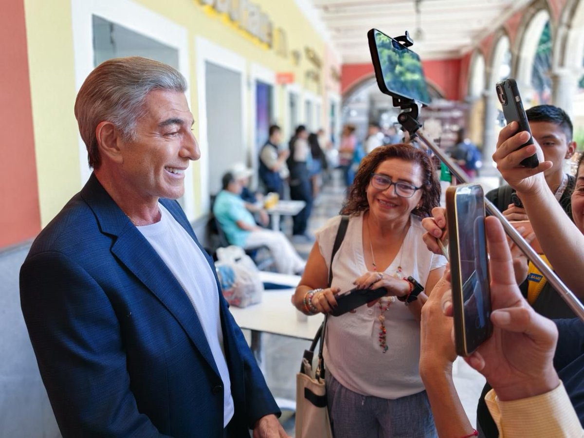 TonyGali's tweet photo. Gracias a las y los poblanos por brindarme su afecto, lo valoro mucho. También agradezco a los medios de comunicación por abrirme sus espacios para compartir esta nueva etapa.

Llego a @MovCiudadanoMx con mucho entusiasmo, para sumar y fortalecer nuestra estructura en Puebla. 🟠 https://t.co/JMDnMKvYsA
