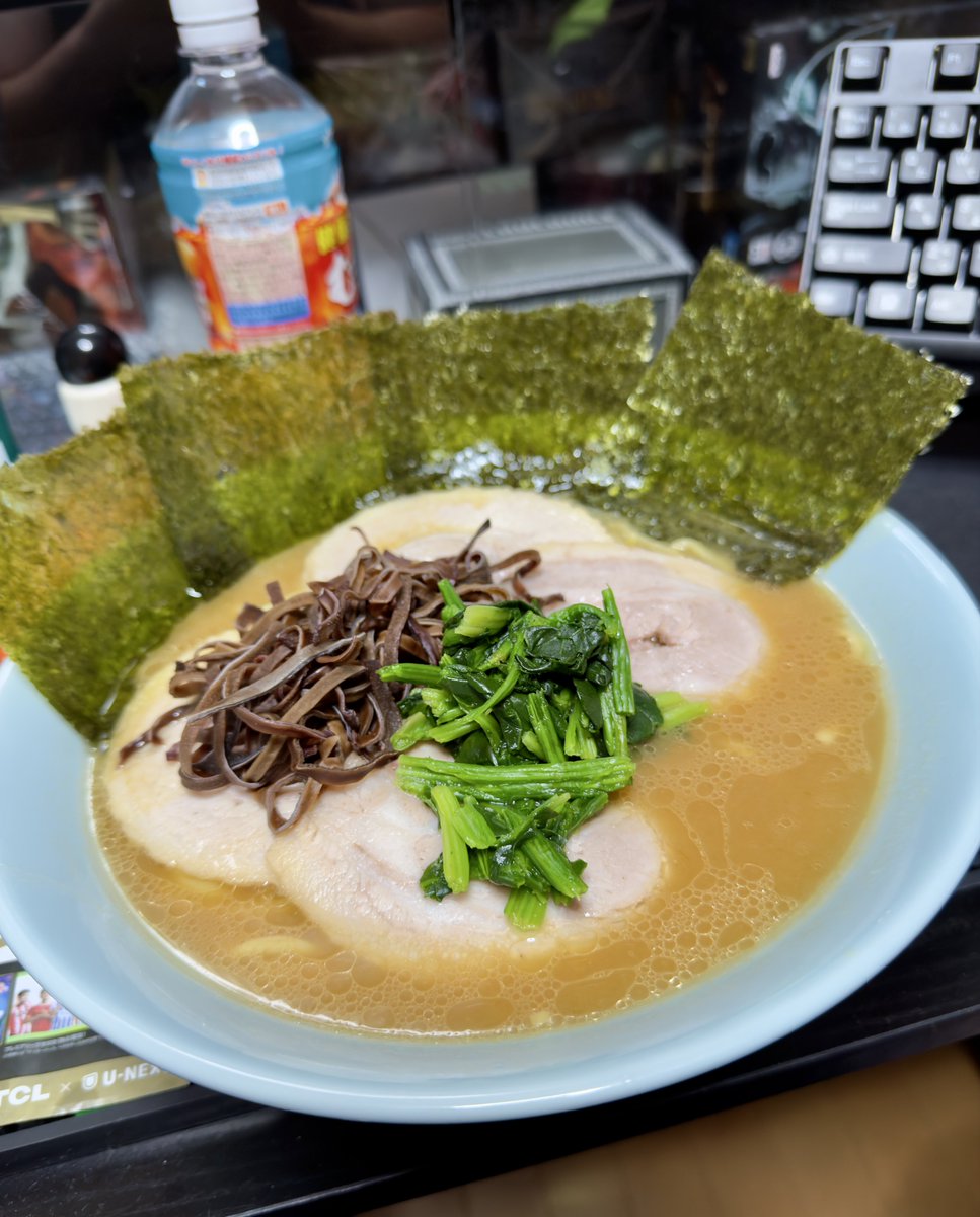 kazuperry's tweet photo. モーニング家ラー
360g（茹で前）とライスでキメる！
後半にニンニクと豆板醤投入‼︎
鶏油は大事！ https://t.co/HRWBUj2tPD