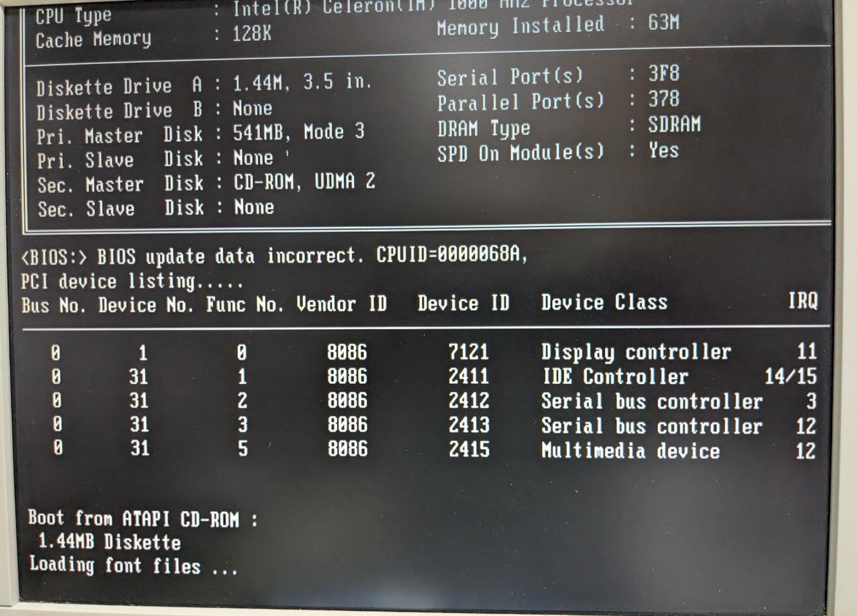Dieng2618's tweet photo. #VAIO #DOS
ドライブ類(FD Drive、CD Drive、HDD)追加。FD起動もCD起動もOK。ひとまずIBM DOS J4.0/Vを入れた。
FD起動可能でDOS 4が動くPCゲット。 https://t.co/abvKoGpRB0