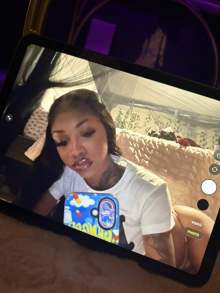 daniixdiorr's tweet photo. Ipad pics🎀🫧💕🫦 https://t.co/2EwFEGcEwg