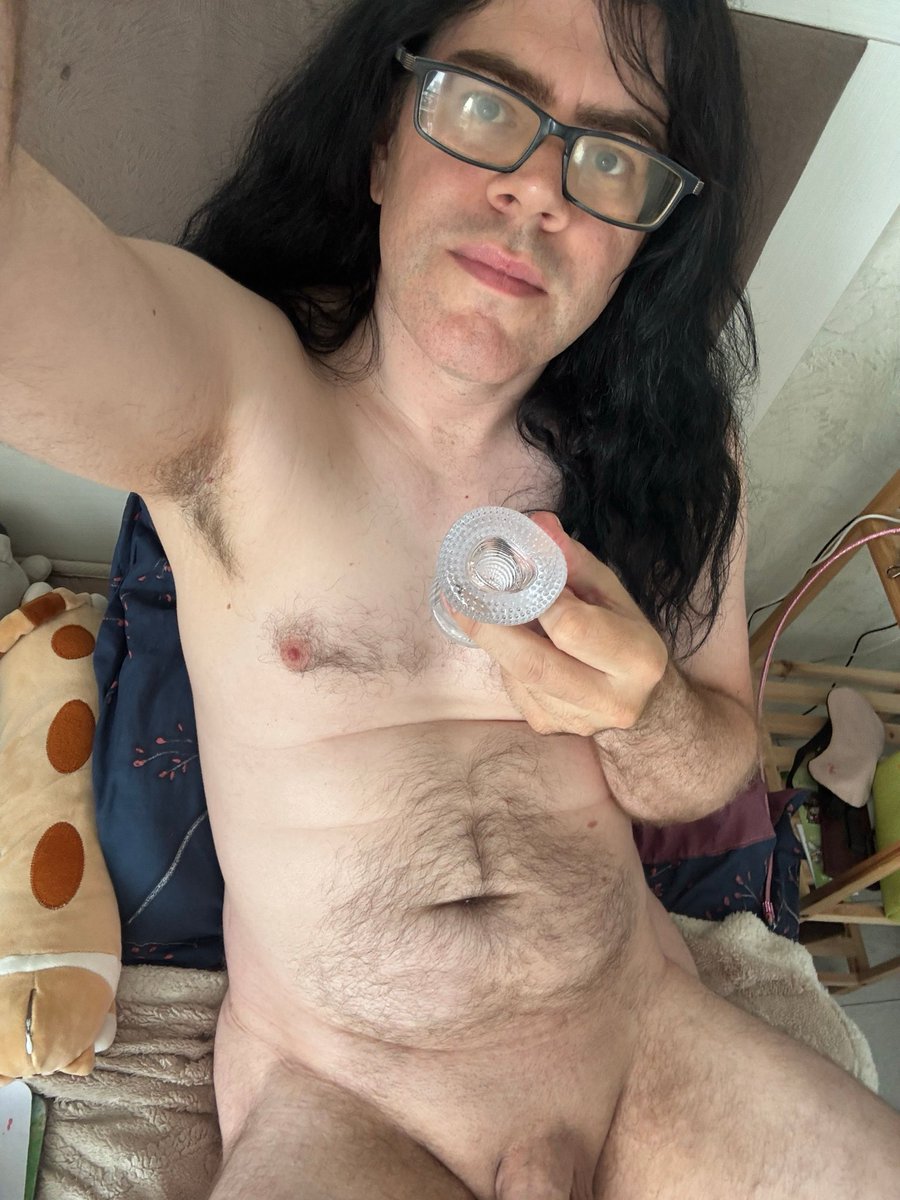 MrMetropolitan's tweet photo. I firmly believe that everyone should have the right to post or share themselves naked if they wish. It is my body and I can share it if I want to! https://t.co/QJoiDvxB01