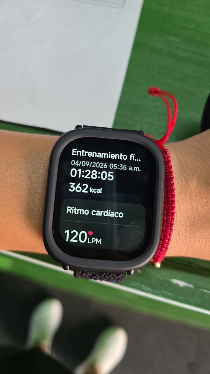 Sharonmza's tweet photo. Hoy se entrenó y se trabajó teniendo claro que era viernes 💪🏼🍻 https://t.co/puTV2Q5Tgc