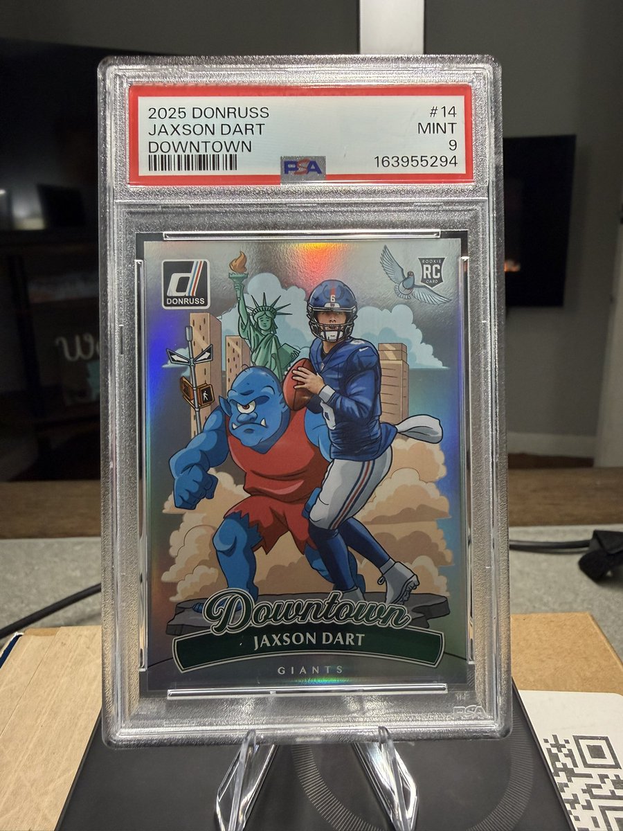 NateS7282's tweet photo. @CardPurchaser this seems like a pretty solid mail and rip day… https://t.co/MLkFYJYKjv