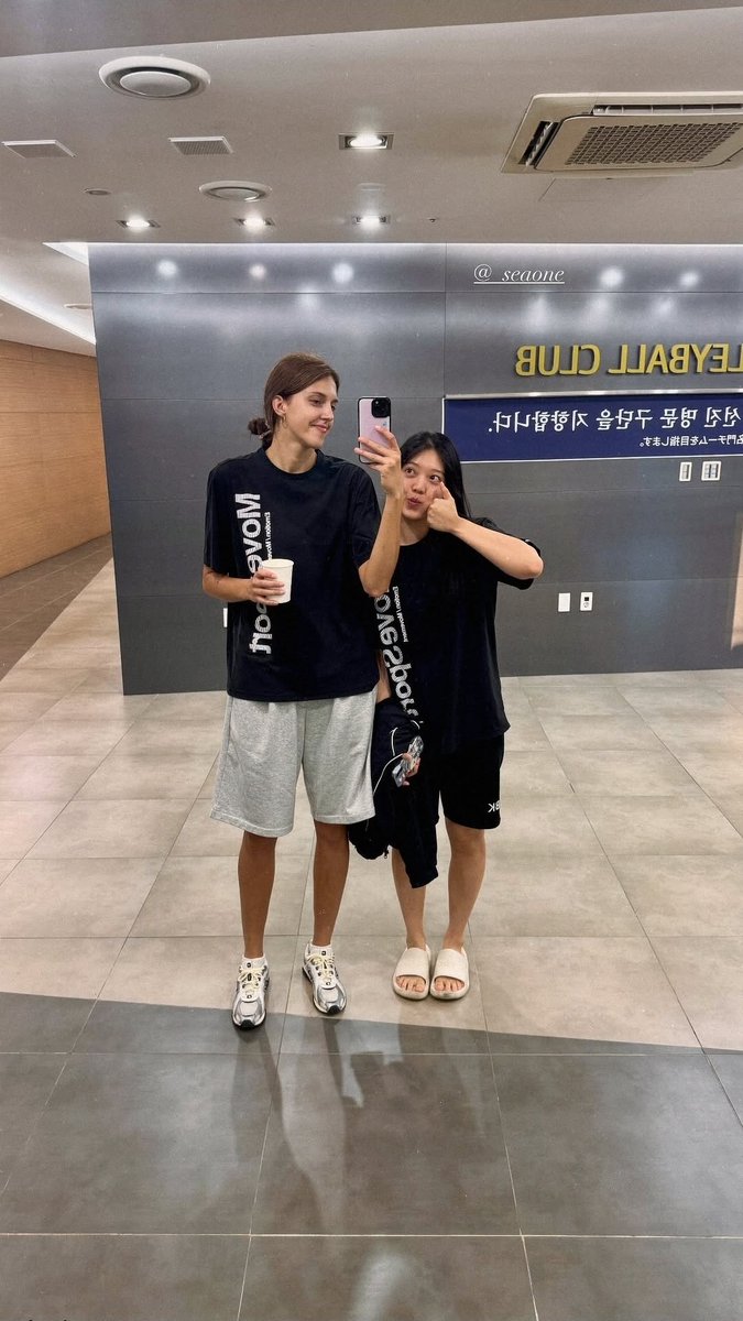 kkiiupeunheng's tweet photo. 김비키 보유국 보유팀 IBK 기업은행 알토스
통역님두 오랜만입니다~~ https://t.co/v3eOFcXIhw