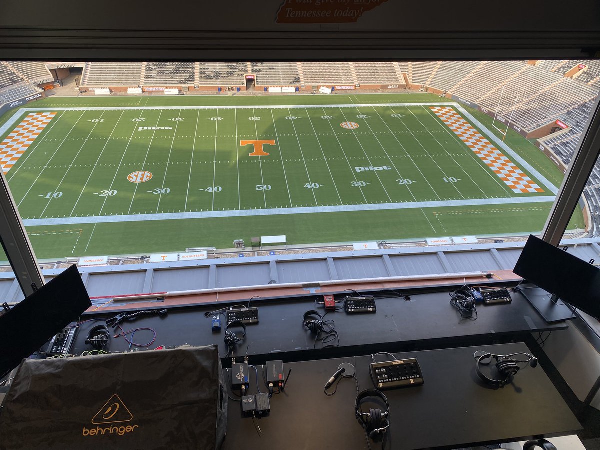 VolNetwork's tweet photo. Vol Network coverage of today's game begins at 1PM ET / 12PM CT.  You can listen on your local Vol Network station, the Tennessee Athletics App, or https://t.co/wPYrR0ltEw.  Text your questions to 865-657-1278. https://t.co/WUYYyBGTJB