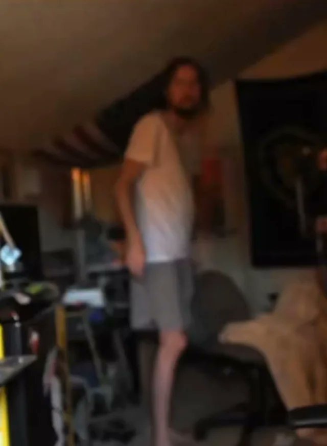 spiderkie94's tweet photo. This picture of Asmongold has the same energy as a security camera catching Bigfoot. https://t.co/y81AEr8hRk