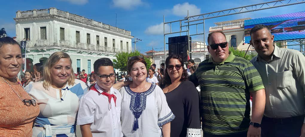 Inspeccdgeplac's tweet photo. #CubaesraFirme  Ni el bloqueo economico financiero  contra nuestro Pueblo  .Ni las campañas  para desacreditar el inicio De nuestro curso escolar 2026 2027 fueron impedimentos para el encuentro del primero de septiembre. #CibaViveyTrabaja #CubaMined https://t.co/lowS7F4RrB