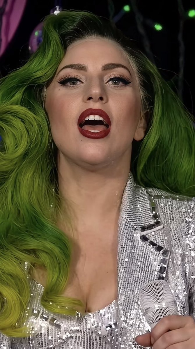 ARTPOPglamour's tweet photo. Gaga em 4k https://t.co/MqpvNFLbzB