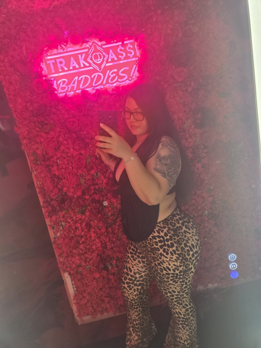 YourMainErica's tweet photo. Trakass 😏
 #dallas  #dfw  #Yourfan https://t.co/oxtOOQTFxE