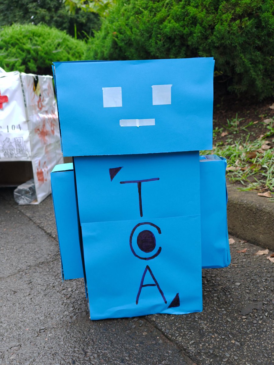 toincomputer's tweet photo. 校舎3階の情報室に是非お越しください！！

 #TCA #桐陰祭 #桐陰祭70th https://t.co/KGRsDY6TAx