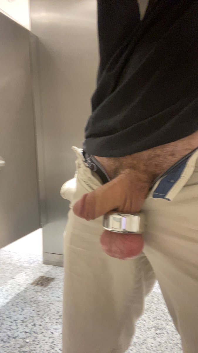 RealJamesMaxx's tweet photo. Airport travel, you can always have the weight with you #kinky #ballweight #mlm https://t.co/IfxT5xzGsK
