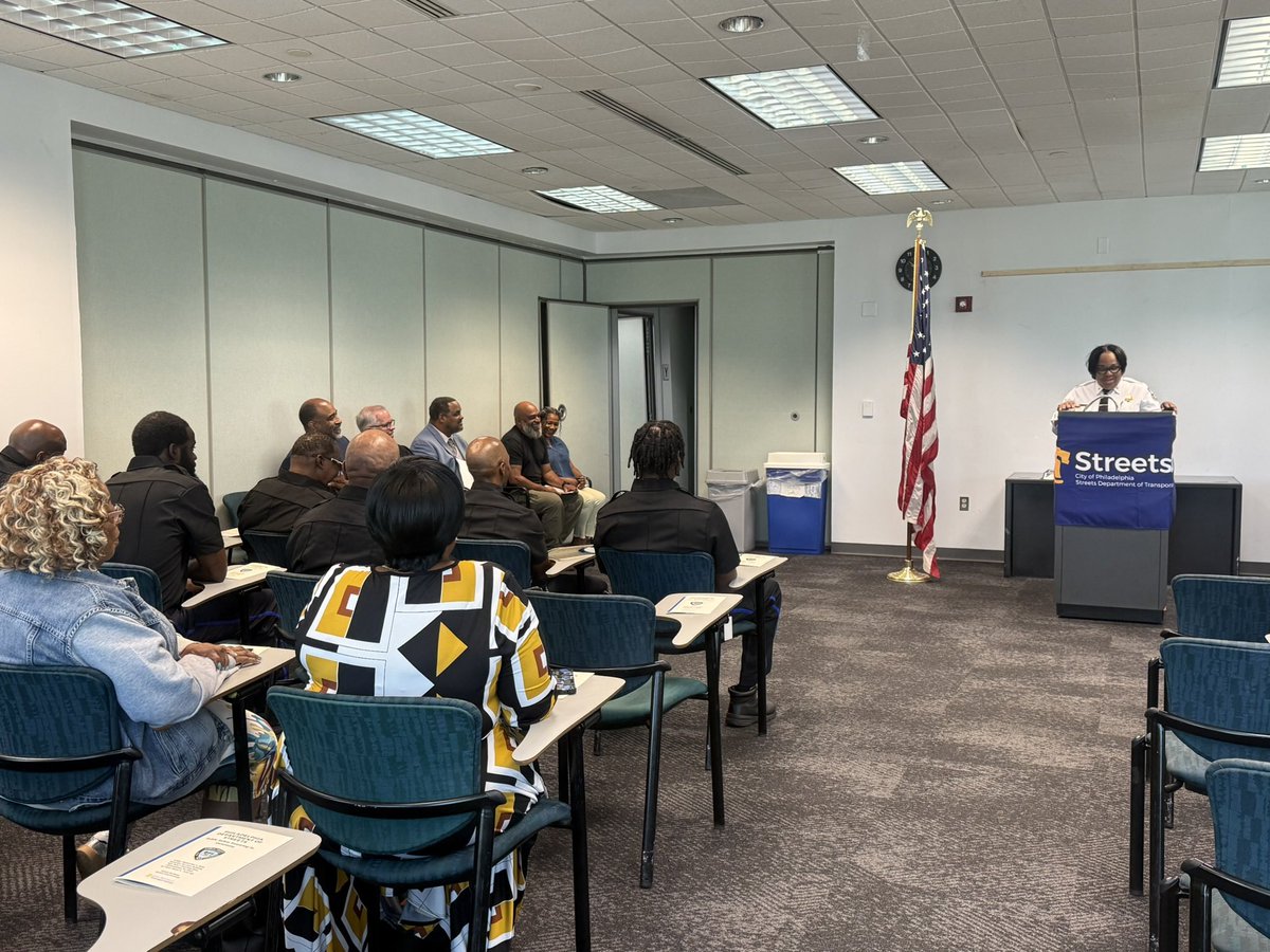 PPDComPrtBureau's tweet photo. Congratulations to the newly appointed Public Safety Officers!! Thank you for your dedication and professionalism throughout the training. #Community #Partnerships #PSEO https://t.co/WjjgKWX7pt
