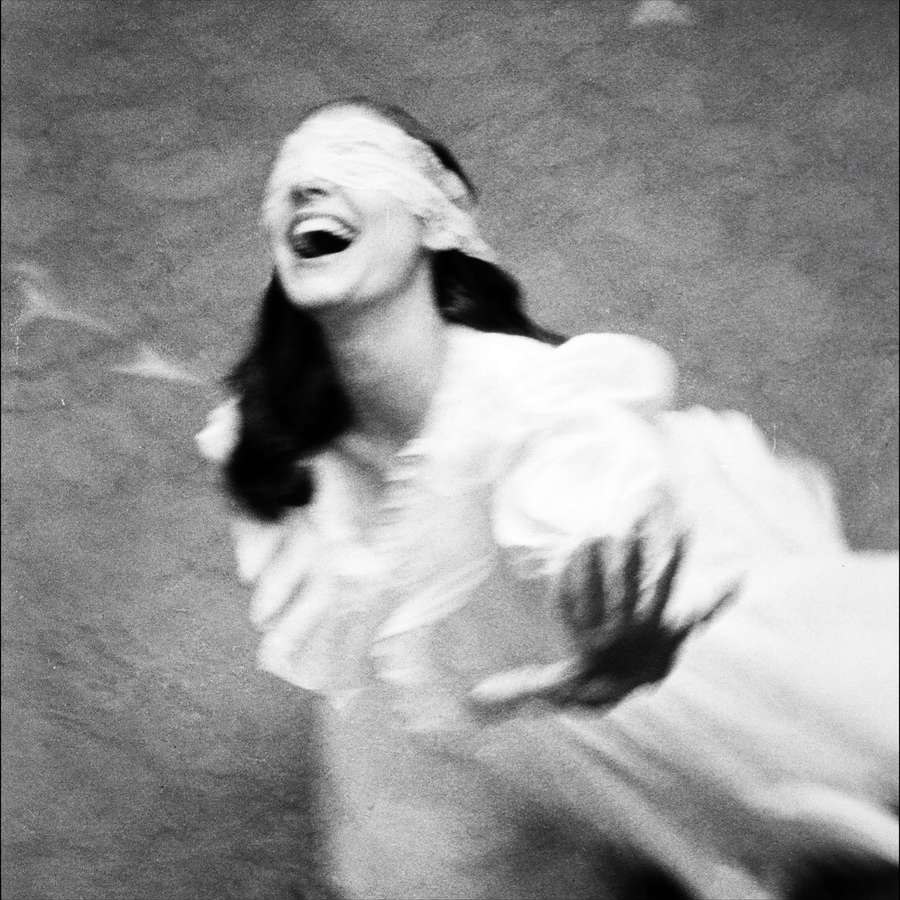 artlimitednet's tweet photo. Blindfold Tag | Жмурки by Evgeniy Nodvikov https://t.co/Dwsp9LxXBP
#blackandwhitephoto #everyday #film #group6x6 #life #awesome_photographers #throughthelens #photography #thefilmshot #analogphotography #film120 #blackandwhite #bnw_captures #bw_life #people… https://t.co/KMvzZBA0an