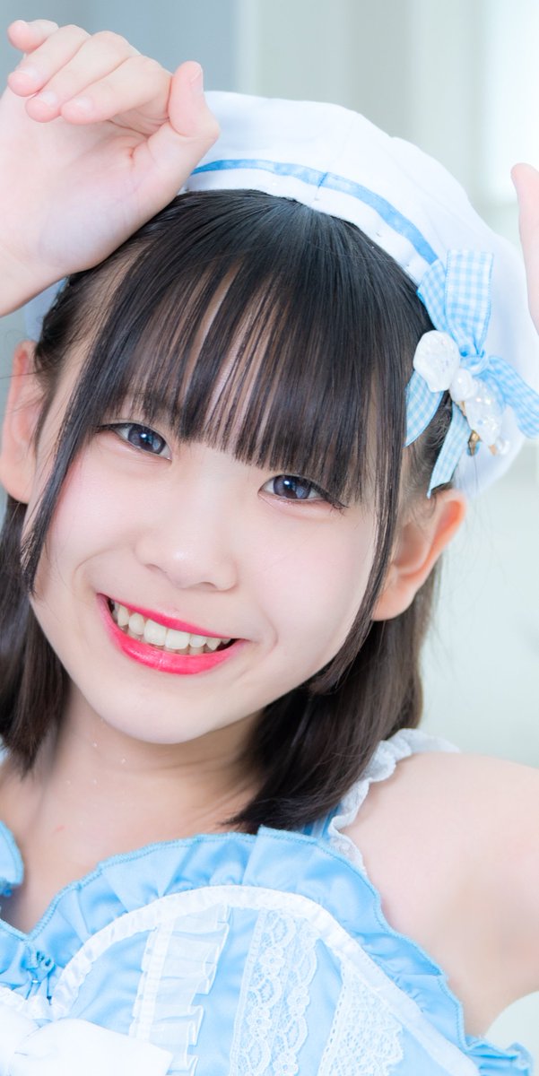 CABIN85's tweet photo. みるくちゃんキャッワ💕

四葉みるく 🤍🍀ちゃん
(@yotsubamiruku) 新アカ要チェック😃
#四葉みるく 
#美少女 #かわいい #天使👼　
ソロ活動が楽しみなみるくちゃん
3分割で😊🎵
(キッチンさんアイディアお借りしてます🙏) https://t.co/Raduyi5EGT