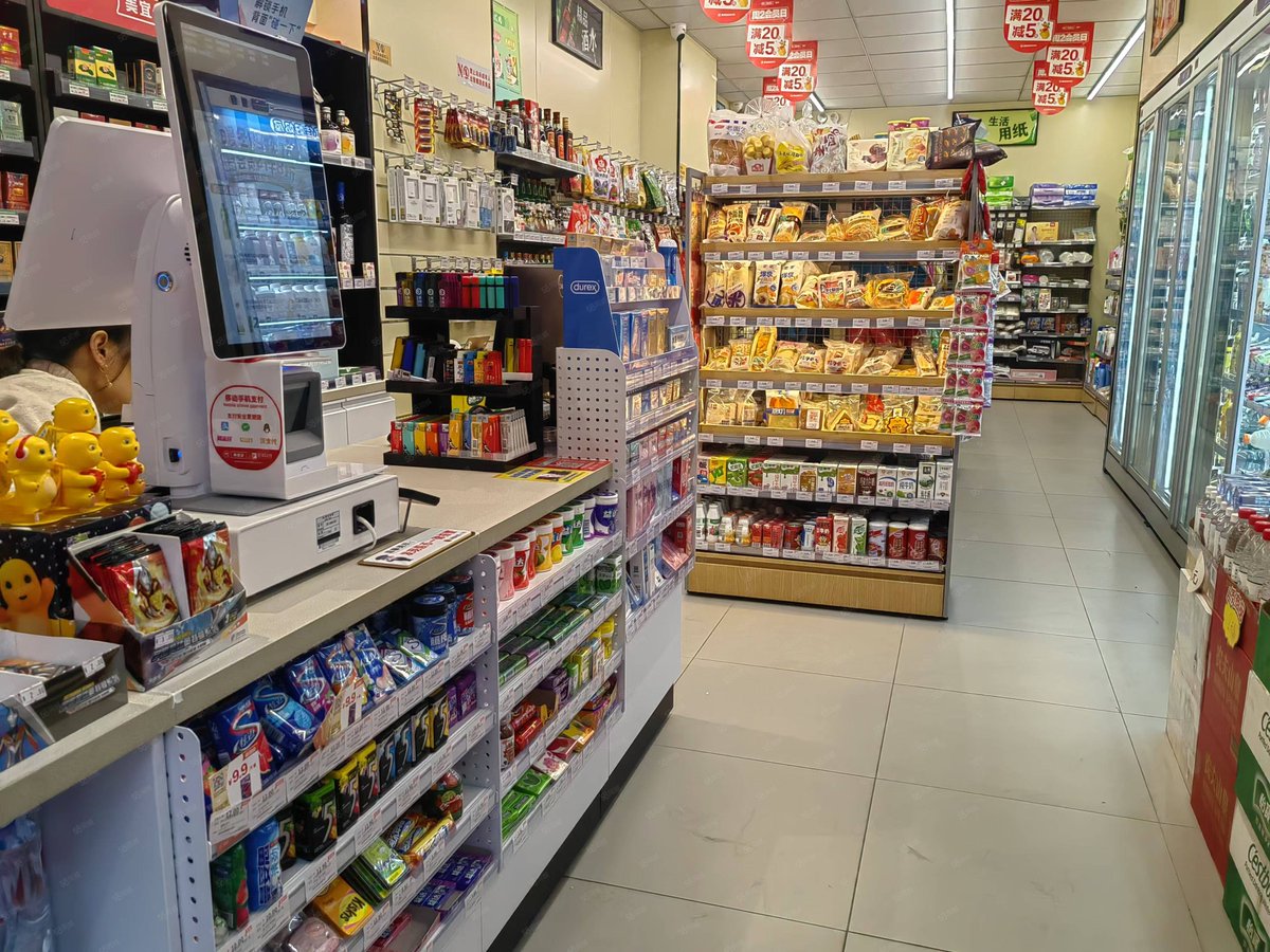 spirr191432's tweet photo. Grab your must-have snacks, cold drinks and daily essentials at our neighborhood convenience store—restocked fresh today! https://t.co/tpADKUQyHw