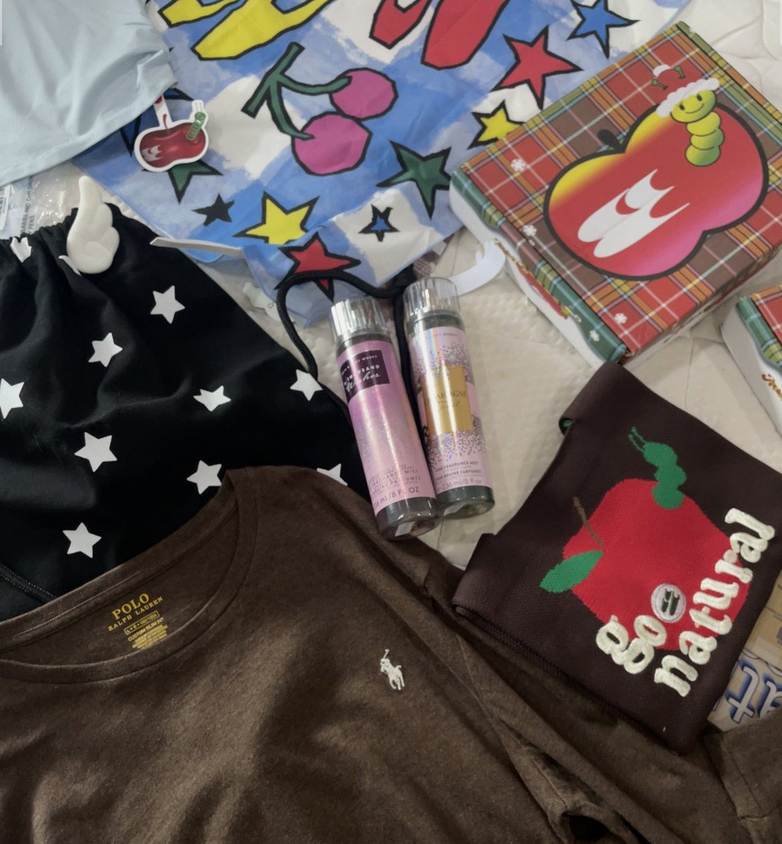 3pmCo9's tweet photo. 🍎𓂂𓂂   wts  ปล่อยต่อเสื้อผ้าค้าบ ʚ 𓂃˒˒

꒰ ⭐︎ ꒱ ลงอาทิตย์  ( 06/09 ) เวลา 19.00

꒰ ⭐︎ ꒱  ปัก ฟอล รี ลด 15.-     ♪ ꩜ ☘︎

#ส่งต่อเสื้อผ้า #ส่งต่อกระเป๋า #ส่งต่อเสื้อผ้ามื���2 #ส่งต่อเสื้อผ้ามือสอง #ส่งต่อรองเท้า https://t.co/BHYI3LWPHm
