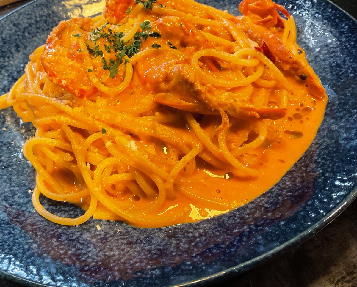 olla_maruyama's tweet photo. 一気にヒヤッとするようになった今年の札幌の秋。着るものに困る季節です( ˘ω˘ )あっという間に9月！秋の歓送迎会シーズンも気付けば目の前ですね。当店は8名様以上でのご予約は、何かのプランでお願いしております♪おすすめはオジャセットプラン！ぜひチェックを☆ #円山オジャ #歓送迎会 #パスタ https://t.co/TsL2ipGz6K