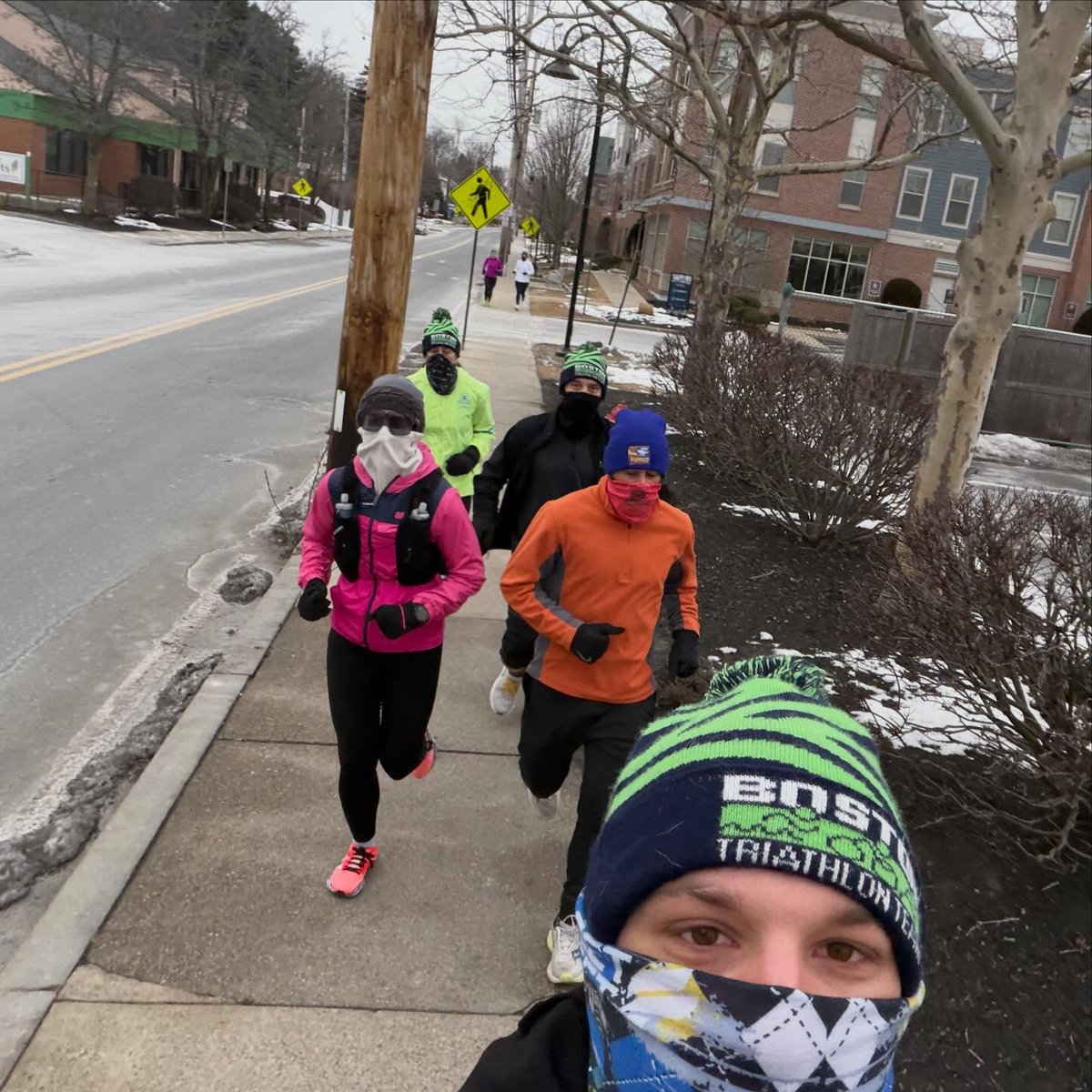 BusterMarcgmm's tweet photo. Brutal cold SGR around the Middlesex Fells. We beat the snowstorm by about one Dunkin run. https://t.co/jOK8bOK3o8