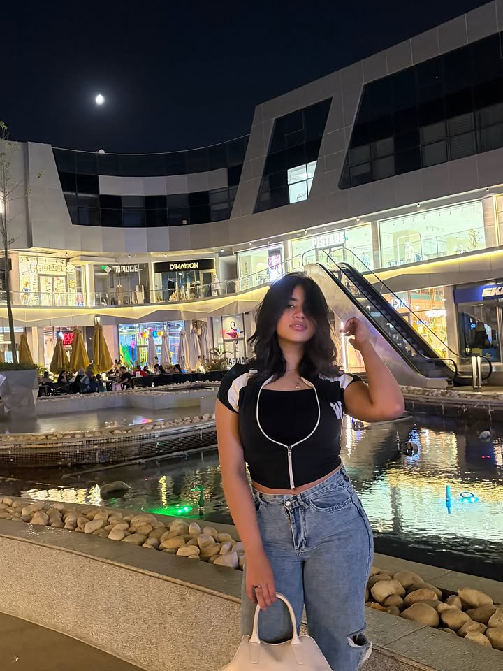 hhhhhpytj's tweet photo. @jshshshhs78721 Okhty lolyy m3rsany aweeee https://t.co/MC06Q0venF