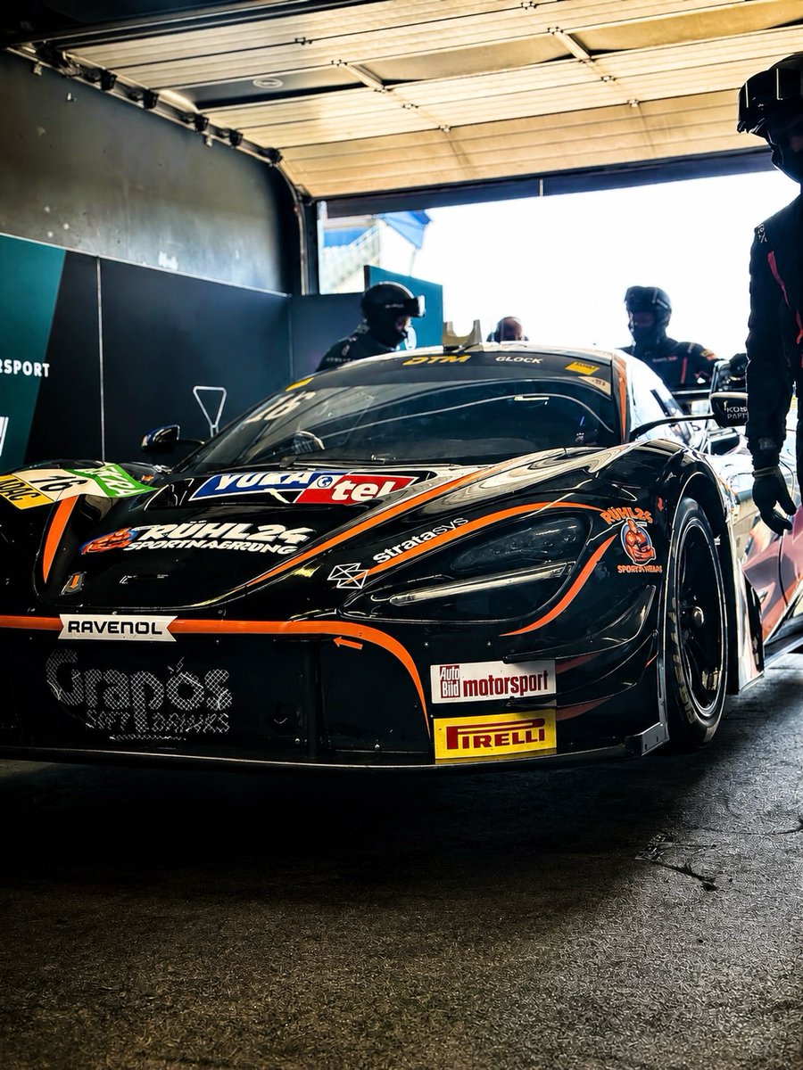 PearlyLindbeck's tweet photo. Bitter DNF for @realglocktimo in the first race at Zandvoort. After a turbo failure in qualifying, he started from P20. A puncture on lap one caused another setback, but he kept fighting until a faulty brake pedal ended his race. https://t.co/44fZw7x8uY