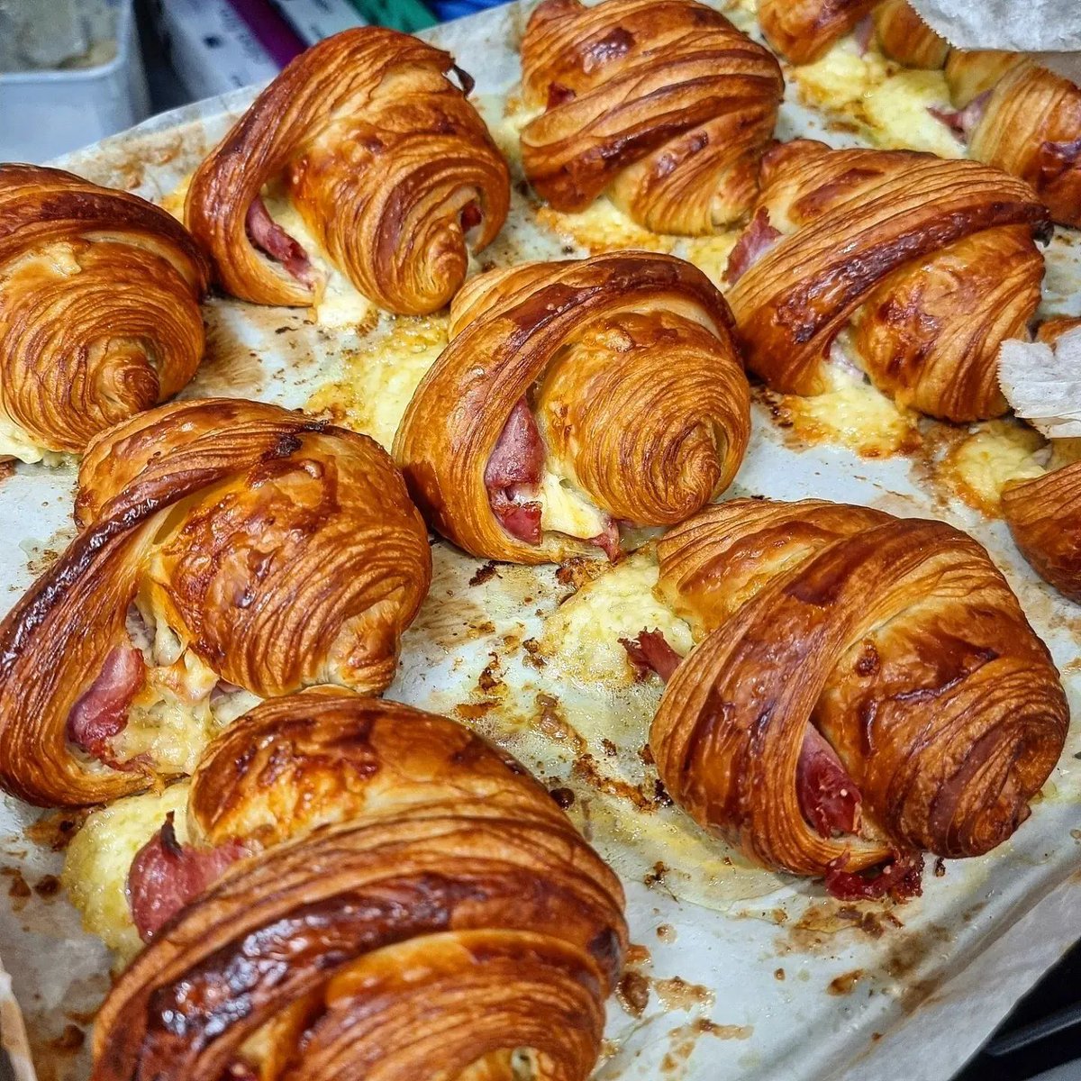 radartaxis's tweet photo. #ThingsToDo Tynemouth Food Festival is on this weekend, at Tynemouth Priory and Castle for another year of the region's favourite street food, activities for children, live music, artisan market traders and more, all with stunning views in an amazing setting. #WhatsOn https://t.co/Cp9bVBliqG