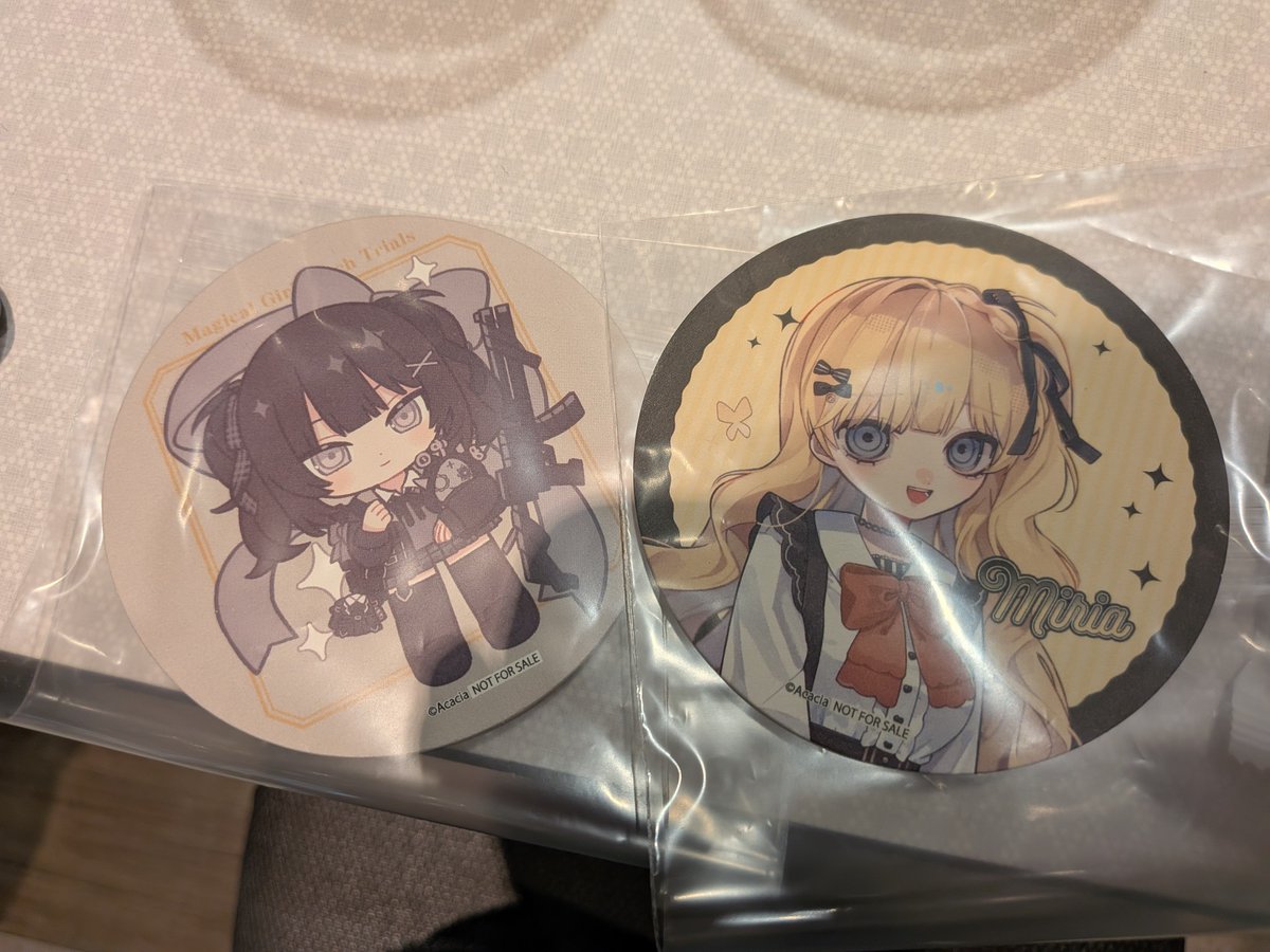 ravi_a92's tweet photo. 交換　魔法少女ノ魔女裁判　まのさば　ダイバーシティ
(更新版)

【譲】画像のもの

【求】
スタンプラリー　エマ ヒロ
トレーディング缶バッジ　シェリー
トレーディングカード　シェリー
コースター　シェリー ( ＞エマ ヒロ)

18時まで延長します！ https://t.co/204yoMkXoI