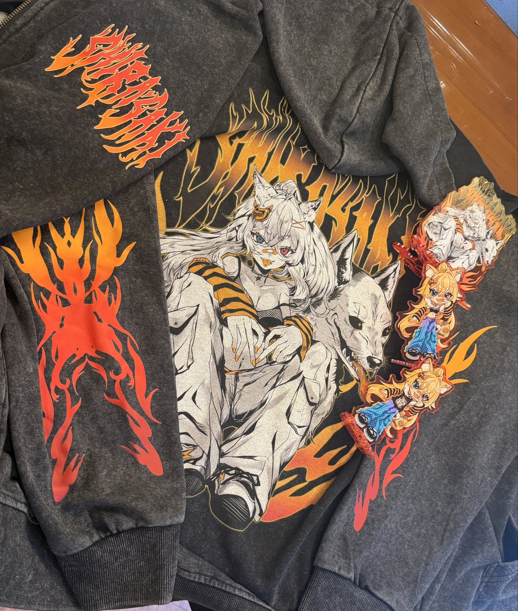 shibasakithebox's tweet photo. ✨四週年柴親繪水洗衣服系列🔥
更新柴親自拍的實拍圖💖
更多的圖會更新在DC唷🥰✨ https://t.co/LYFCOCLqDs