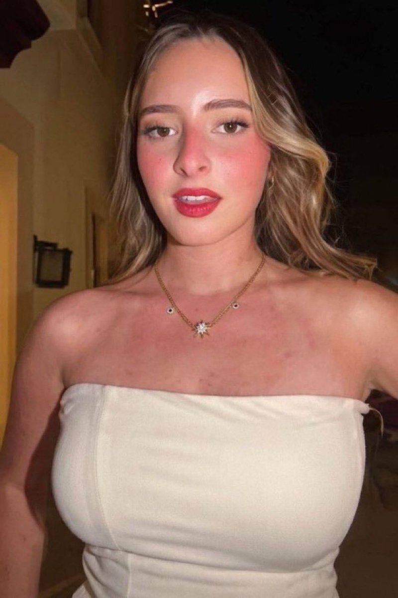 Fashekk's tweet photo. ريتاج هانم فحلتك ياعللق 💅🖕🏻
اللي نفسو يبقا دلدول ريتا يعمل ريتوريت 
ويقول ريتا فشخااني وموحوحاني 🌶 https://t.co/y9LOv9XUCS