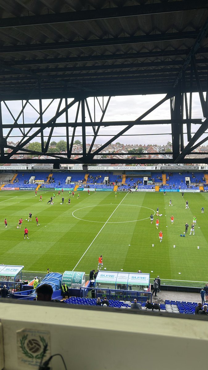 TRFCADC's tweet photo. ⚽️MATCHDAY⚽️
Today, we are providing FREE audio descriptive commentary of @TranmereRovers vs @OfficialOAFC 

📻receivers available from the club shop
🎧bring a pair of round jack headphones
🎙️live coverage from 14:30, with commentary from @_harrythomas and Rob Hughes https://t.co/XY6CeCz7Az