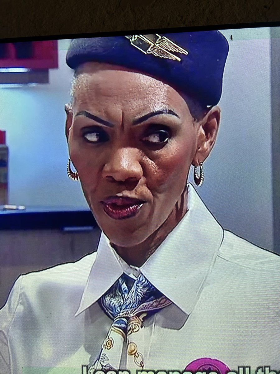 glad_siba's tweet photo. In my time typer make up #GenerationLegacy #sabc1 https://t.co/pVpyQyxDRP