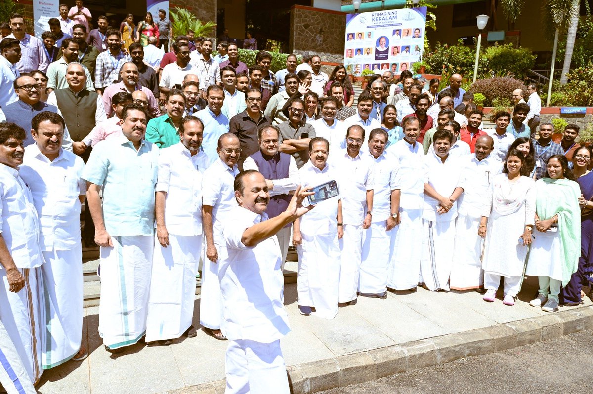 iprdkerala's tweet photo. Reimagining Keralam together, Chief Minister V. D. Satheesan with members of the State Cabinet at Arjuna Path, IIM Kozhikode, during the two-day ‘Reimagining Keralam’ workshop

#Keralagovernment #Cabinet #IIIMkozhikode #Reimaginingkeralam #VdSatheesan https://t.co/UNGzNtb0Qf