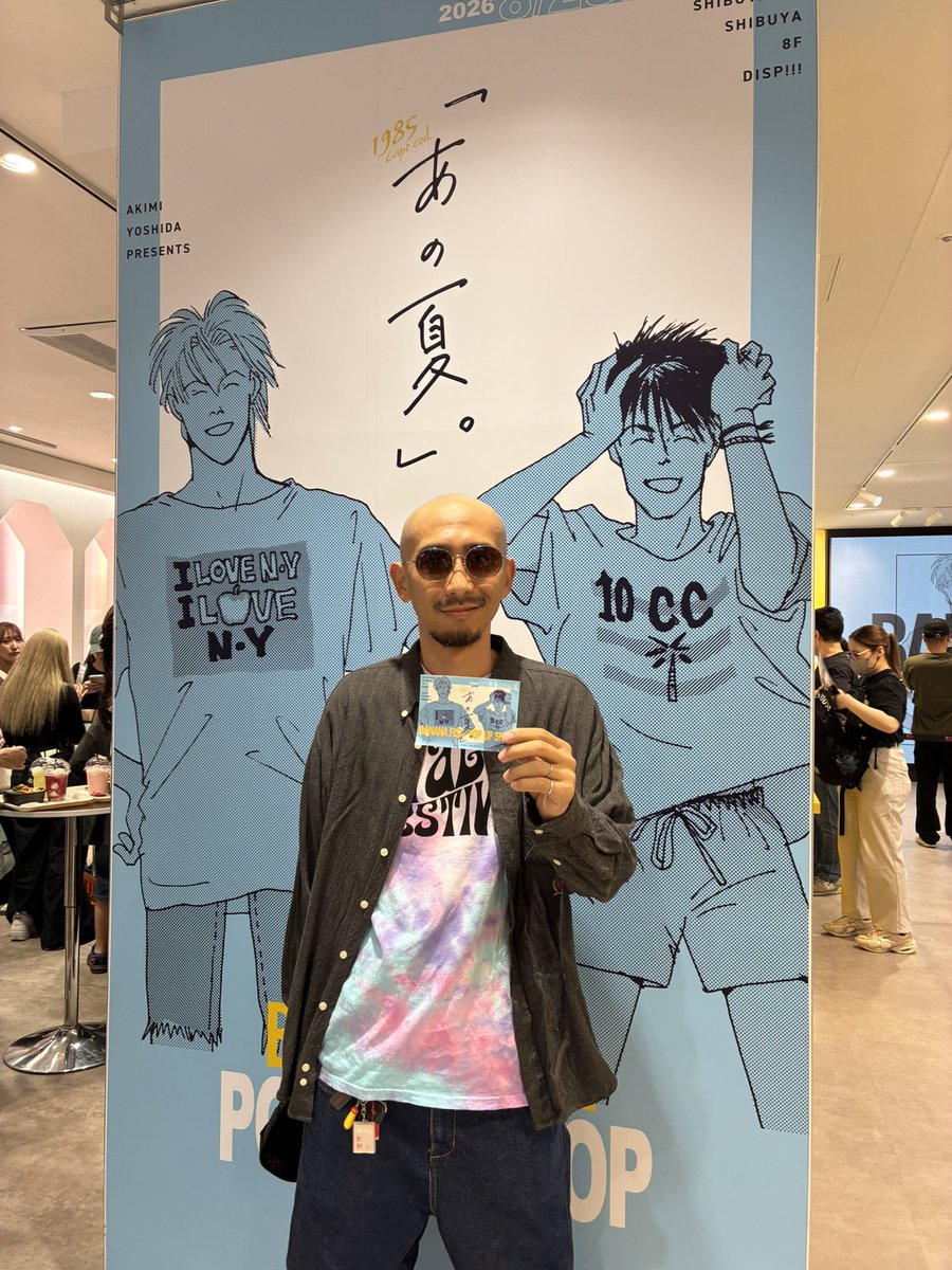 HiromasaOkujima's tweet photo. バナナフィッシュポップアップ無事に来れました。別にショーターやゴルツィネのコスプレをしてるわけではございません。
夏は続きます。 https://t.co/YafX7KfYA3