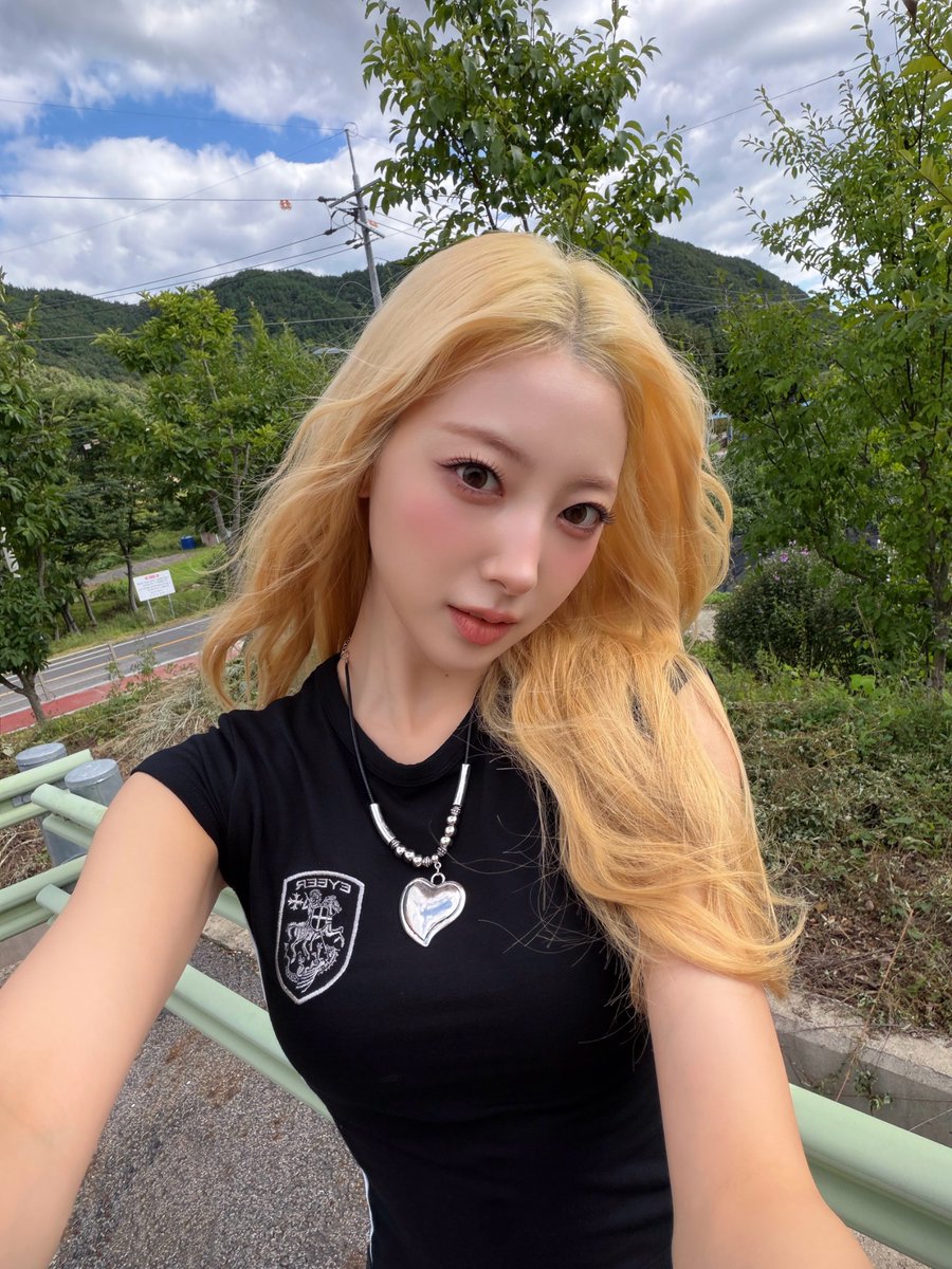 H1KEY_official's tweet photo. [🔮💗] 무주무주무주! 
2026 세계태권도 그랑프리 시리즈 🖤

#H1KEY #하이키 #ハイキー
#RIINA #리이나 #リイナ 
#GORUN https://t.co/tWNS0WFUcB